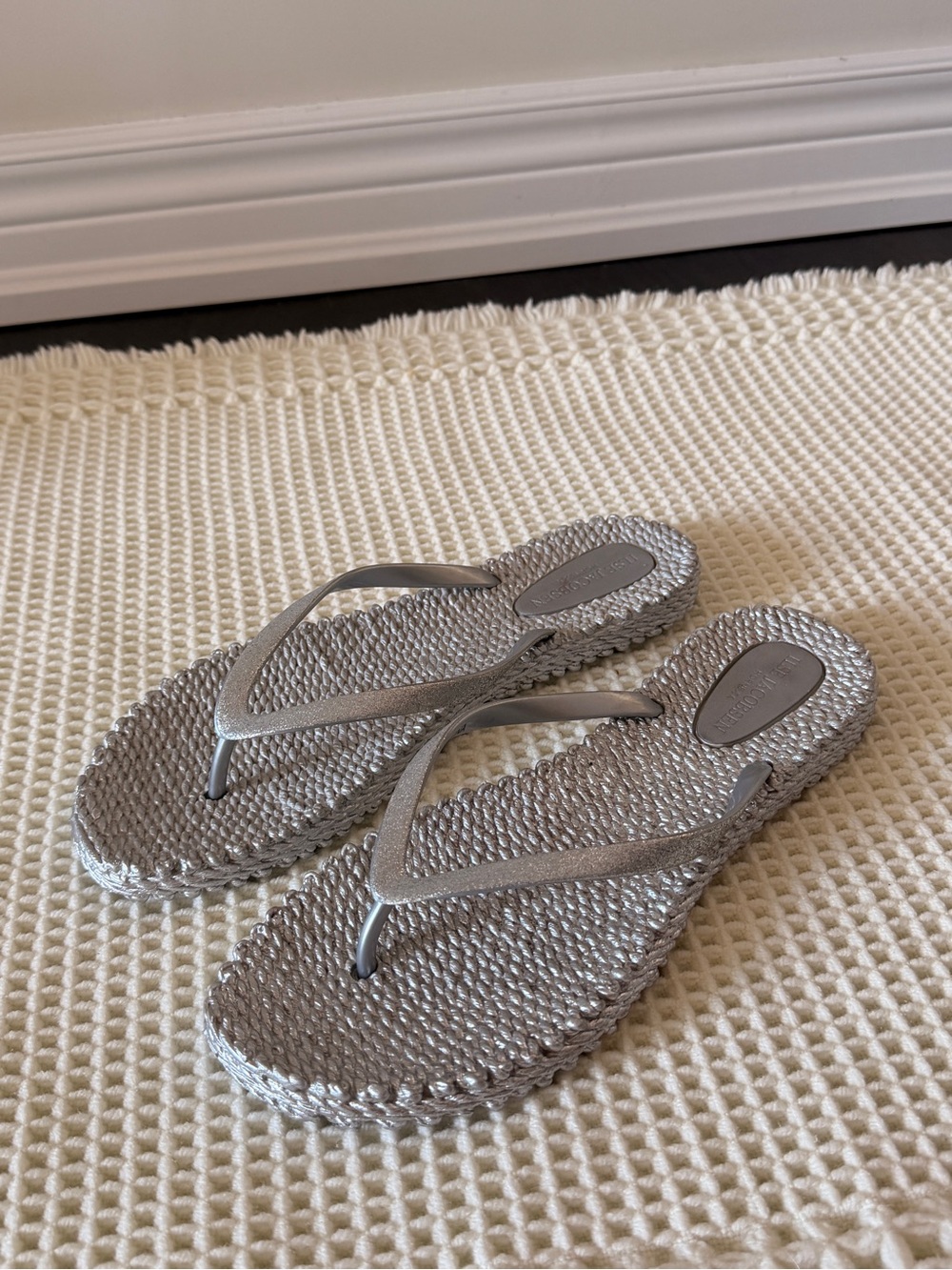 Ilse Jacobsen Cheerful Flip Flop in Silver